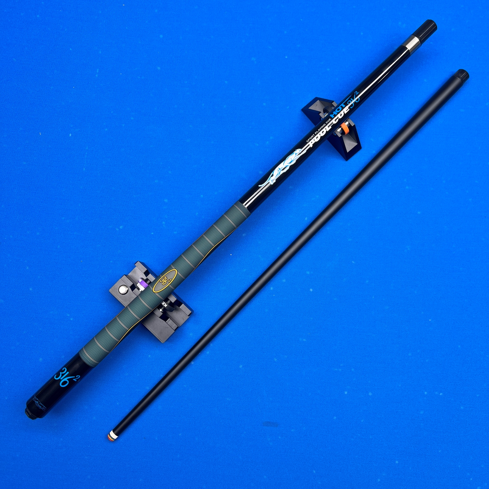 Centerpiece Stick - Fiberglass Pool Cue 2-Piece Billiard Stick